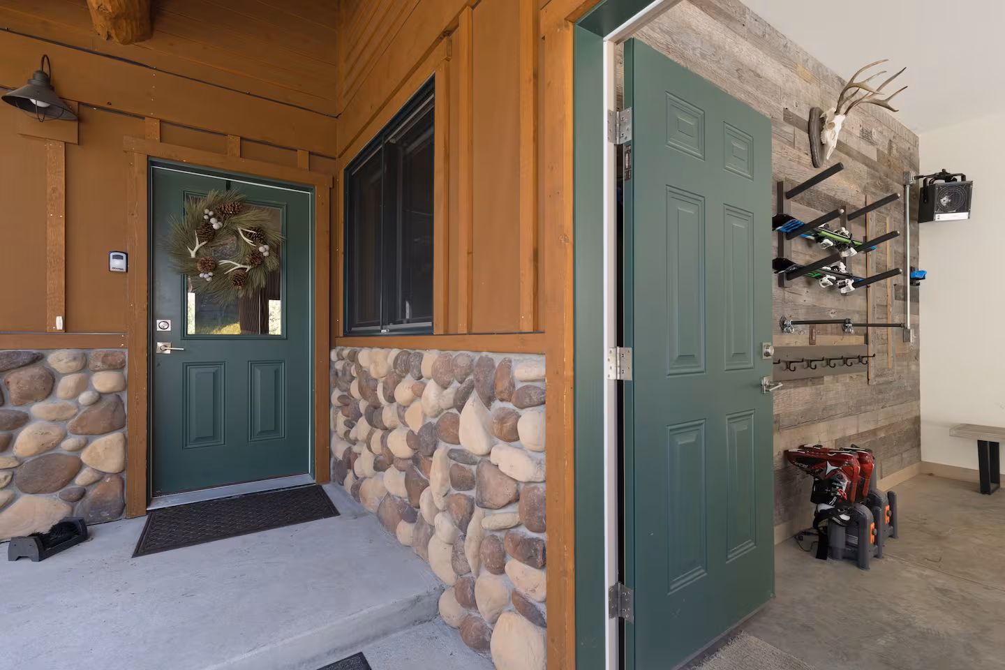 064d6234-623a-4557-b724-b04b16a57115 064d6234-623a-4557-b724-b04b16a57115